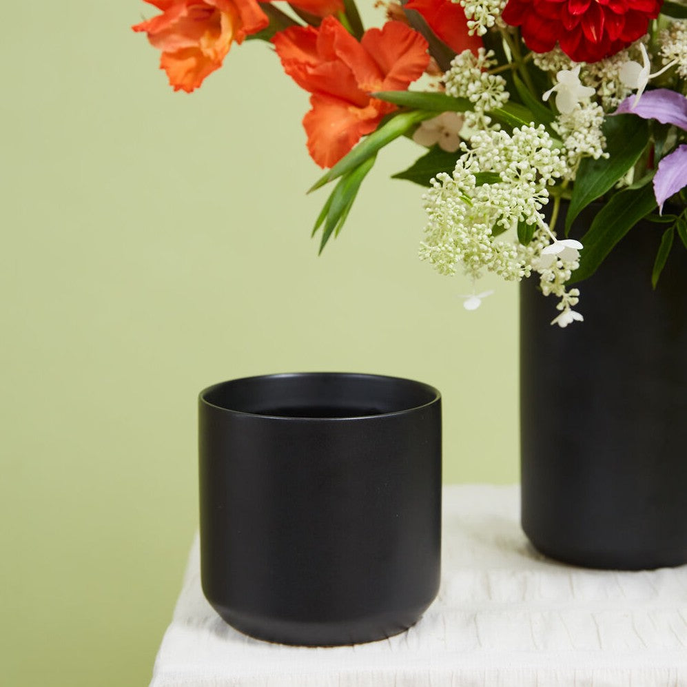 Kendall Black Planter Pot
