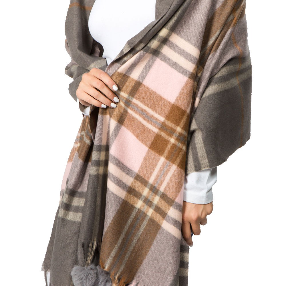 Pom Pom Tassel Tartan Plaid Scarf (Gray)