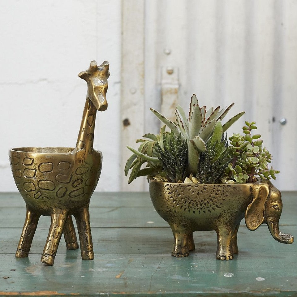Metal Gia Giraffe Planter Pot