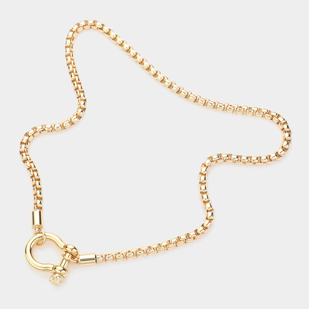 Metal Horseshoe Carabiner Lock Chunky Necklace (Gold)