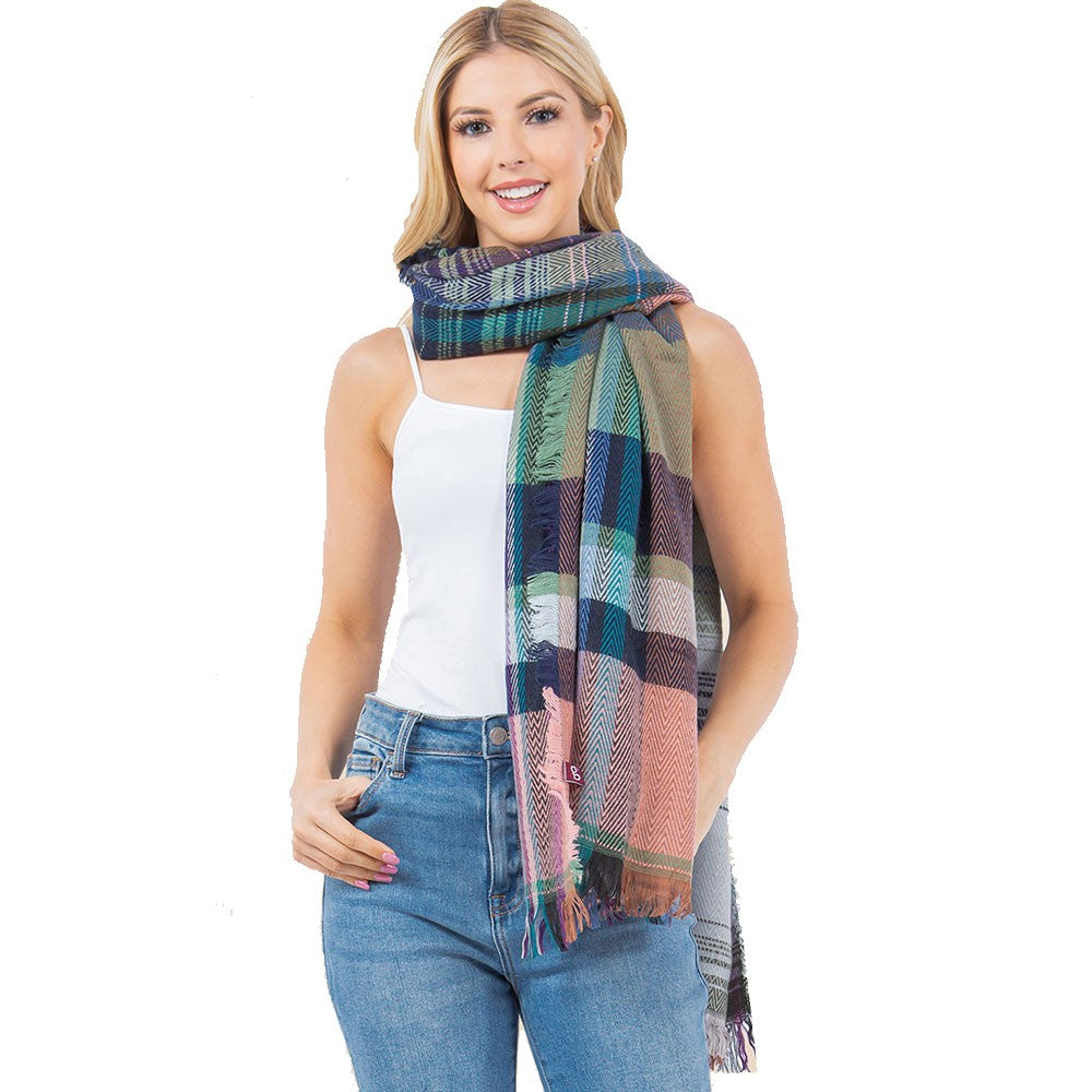 Oversized Frayed Edge Soft Weave Plaid Scarf (Green)